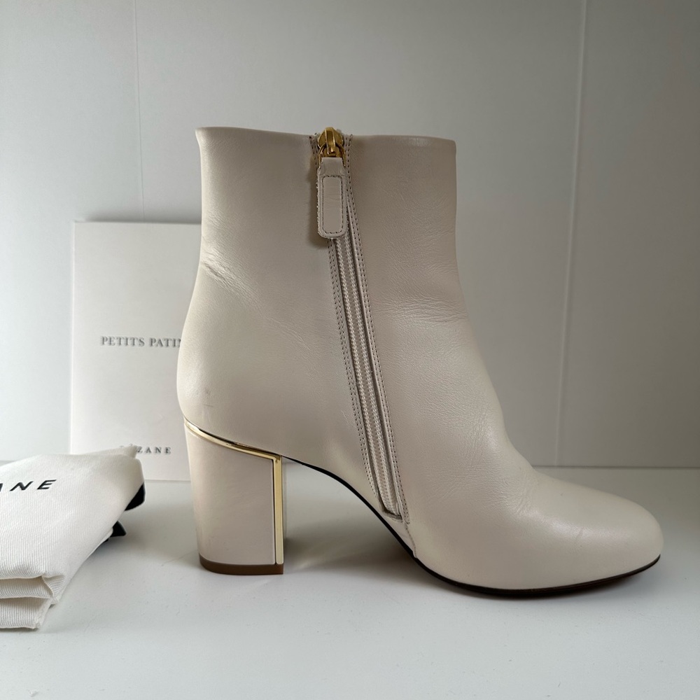 Sézane cream Lea leather ankle boots size 7
